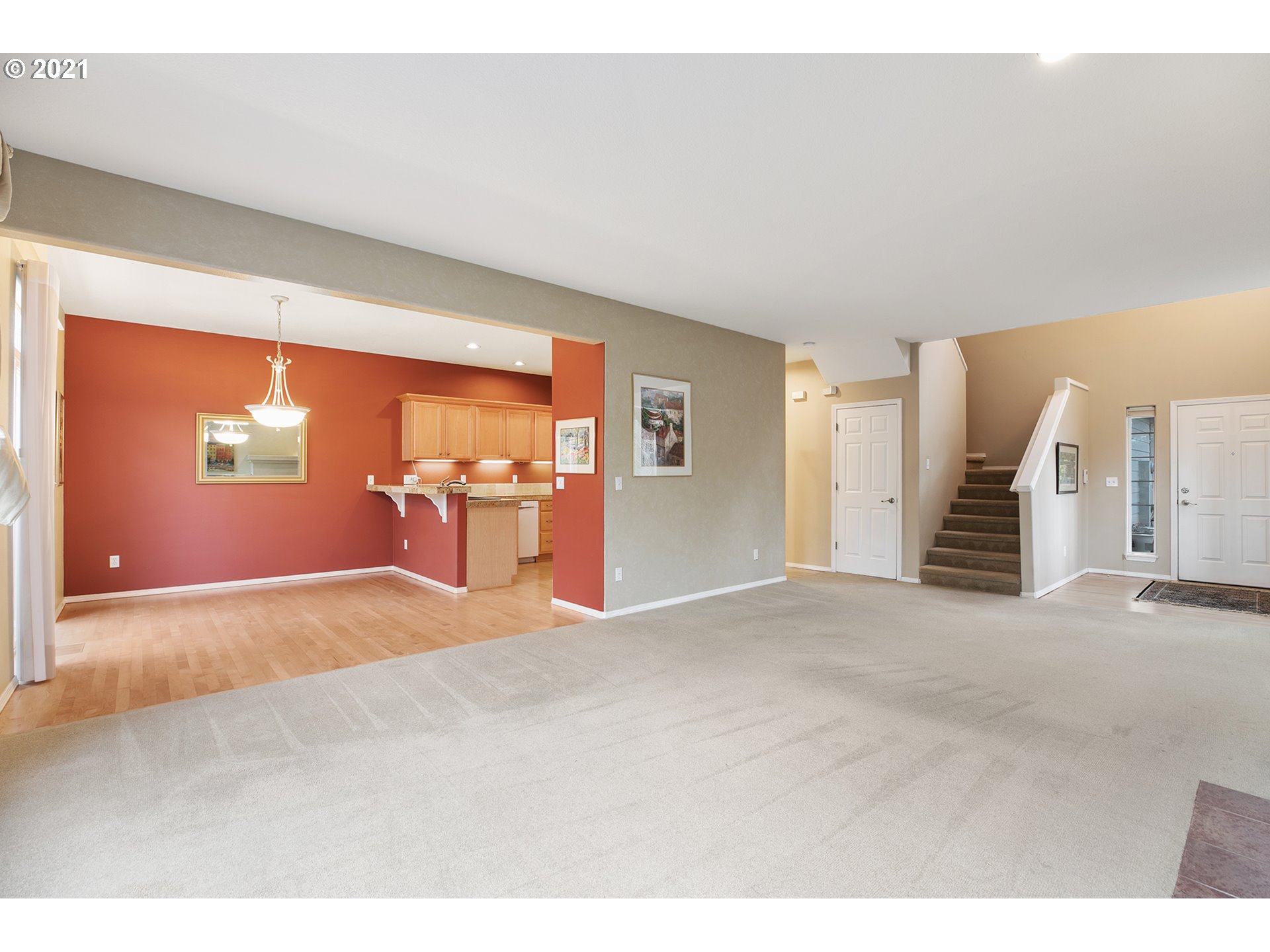3737 Southwest Stephenson Street Portland, OR 97219 - Photo 10 of 23 Gallery Image 10