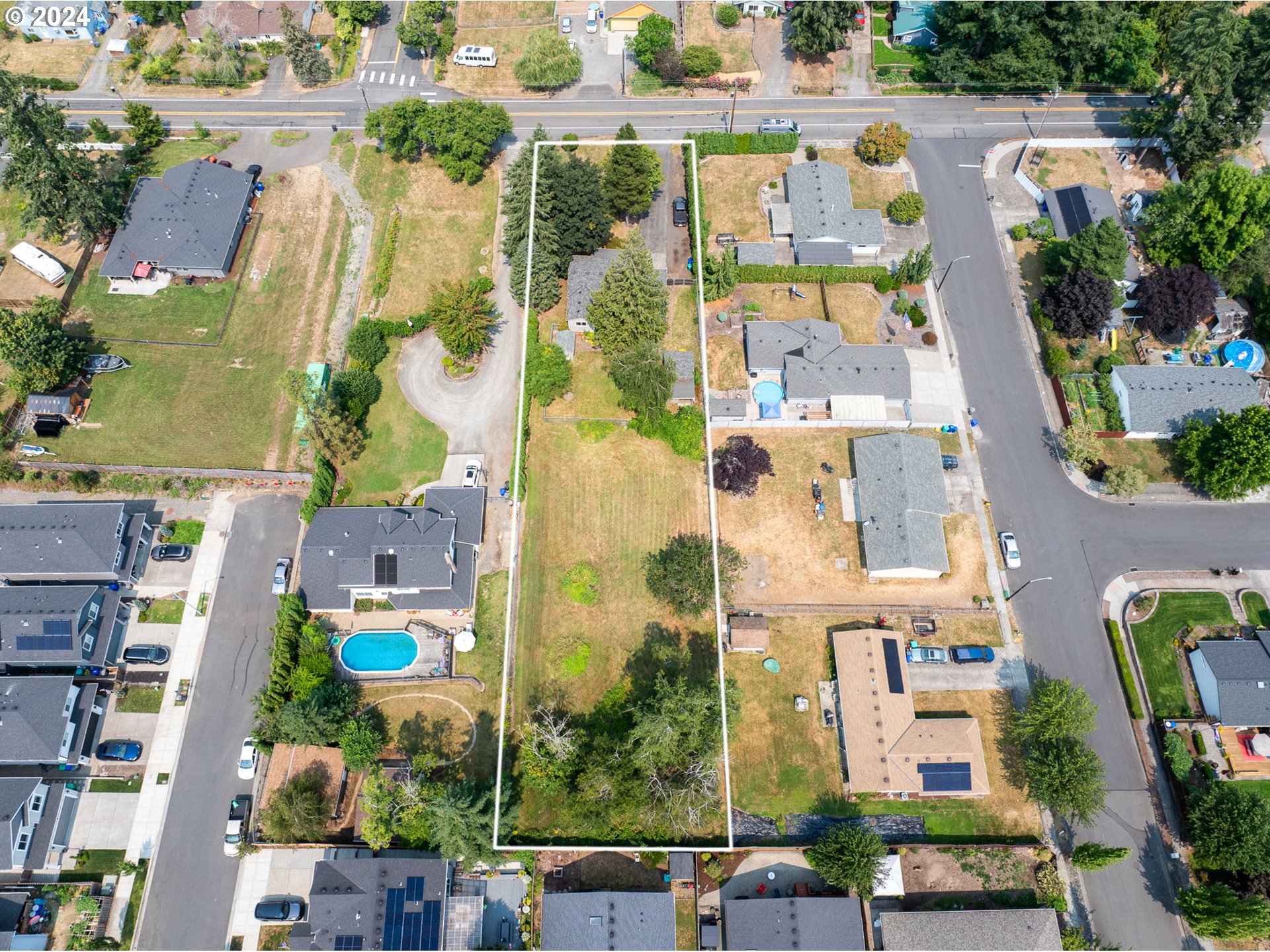 4722 Southeast Chase Road Gresham, OR 97080 - Photo 8 of 34 Gallery Image 8