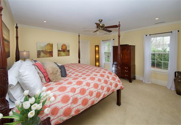 29 Burroughs Road Lexington, MA 02420 - Photo 12 of 17