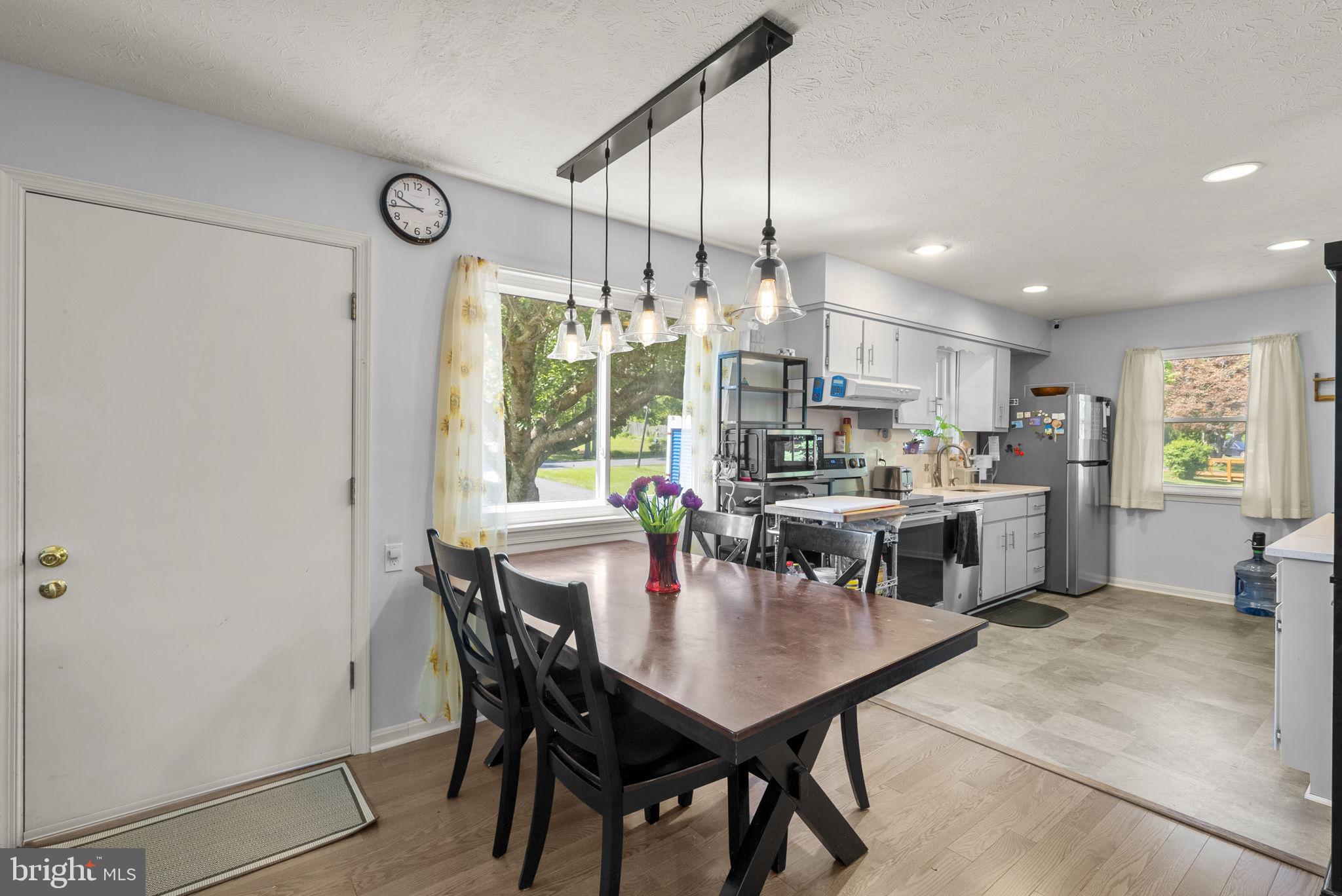 7301 Chrome Mine Road Gaithersburg, MD 20882 - Photo 10 of 45