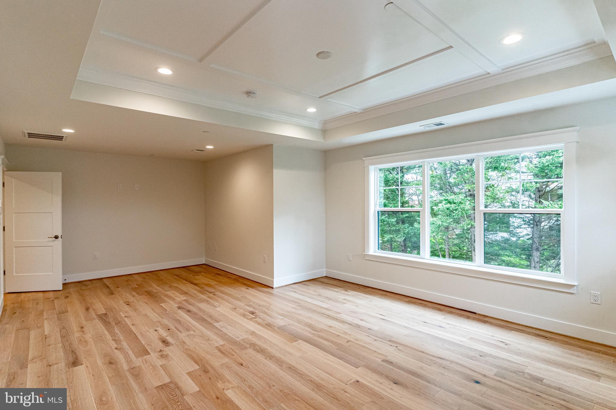 9109 Friars Road Bethesda, MD 20817 - Photo 26 of 35 Gallery Image 26