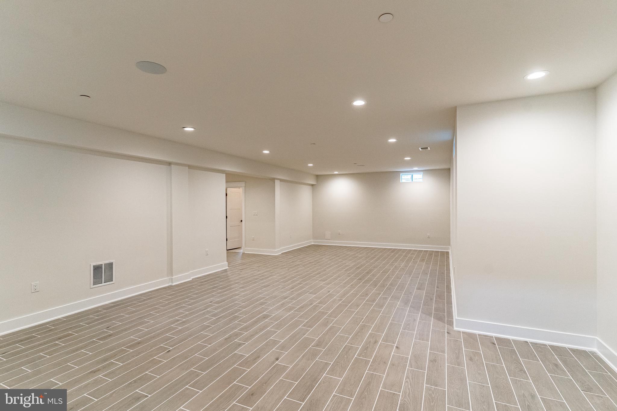 9109 Friars Road Bethesda, MD 20817 - Photo 33 of 35 Gallery Image 33
