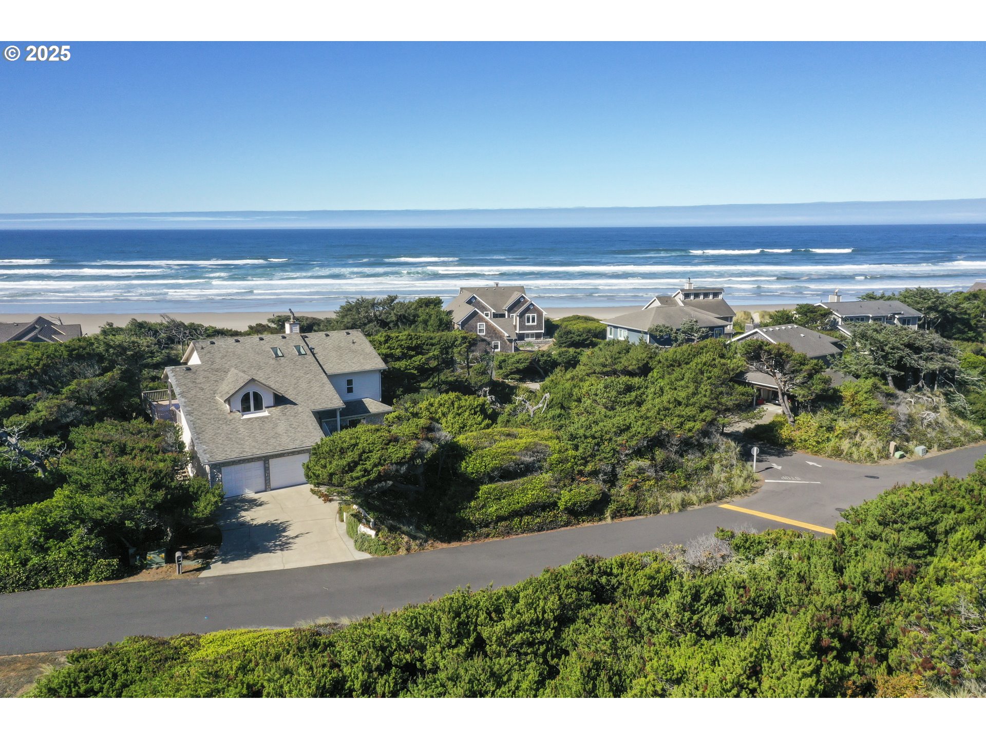 Shoreline Drive, Unit 32 Florence, OR 97439 - Photo 2 of 11
