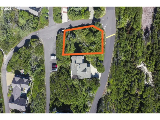 $219,000 | Shoreline Drive, Unit 32, Florence, OR 97439