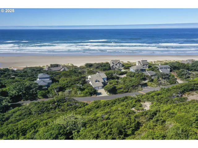 $219,000 | Shoreline Drive, Unit 32, Florence, OR 97439