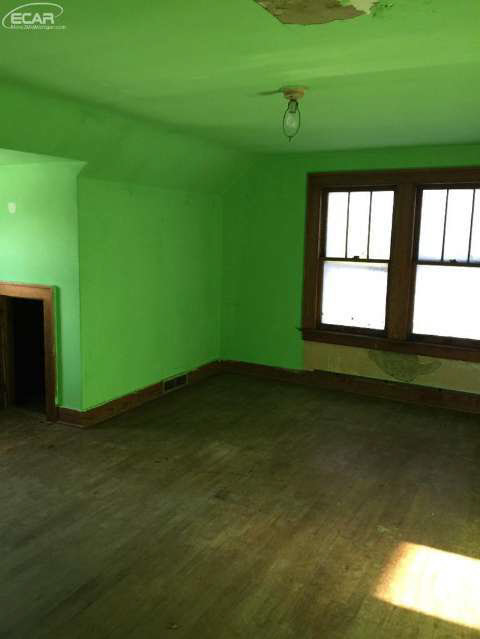 2735 Parmenter Road Corunna, MI 48817 - Photo 8 of 11 20429560-7.JPG