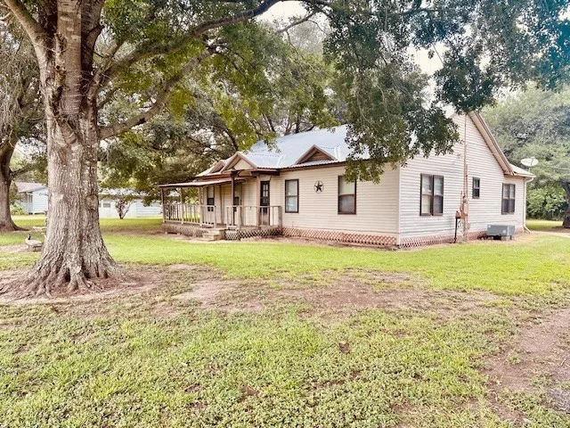 $299,000 | 10115 Chmelik Road, Fairchilds, TX 77461