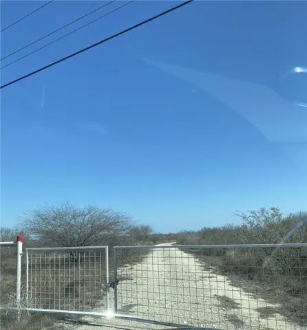 $179,000 | 142 Toro Spur 13 (approx 20.28 Acres), San Diego, TX 78384