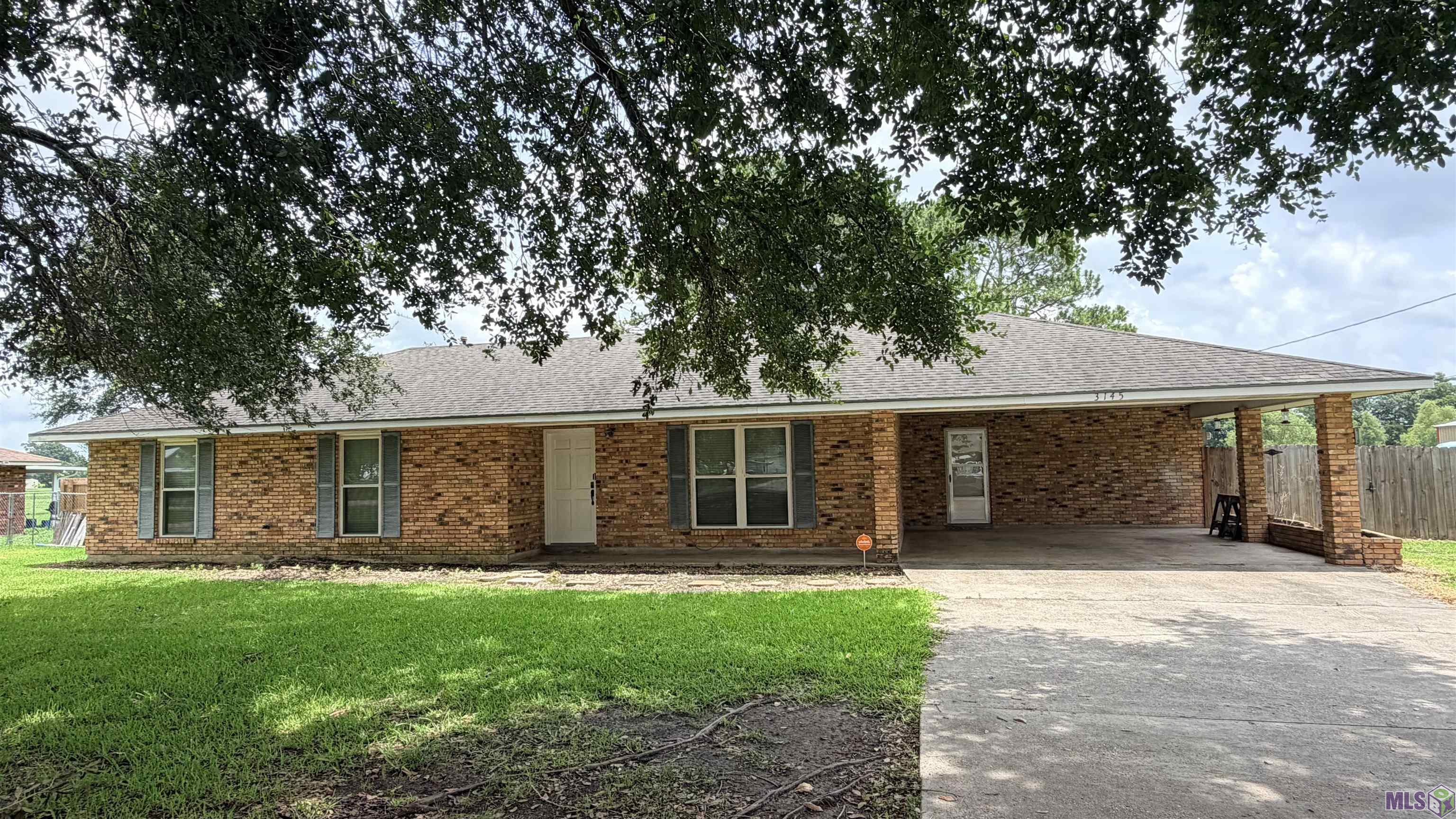 3145 Oakland Road Lakeland, LA 70752 - Photo 1 of 12