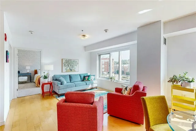 $525,000 | 100 Exchange Street, Unit 501, Providence, RI 02903