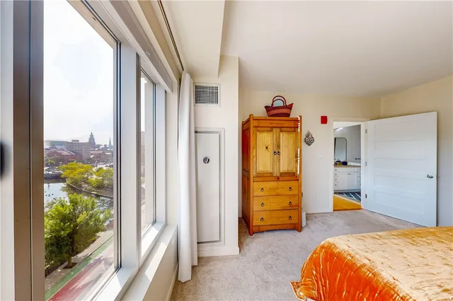 $525,000 | 100 Exchange Street, Unit 501, Providence, RI 02903