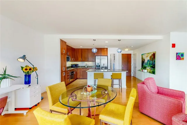 $525,000 | 100 Exchange Street, Unit 501, Providence, RI 02903