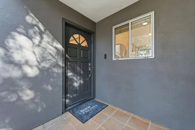 a view of an entryway