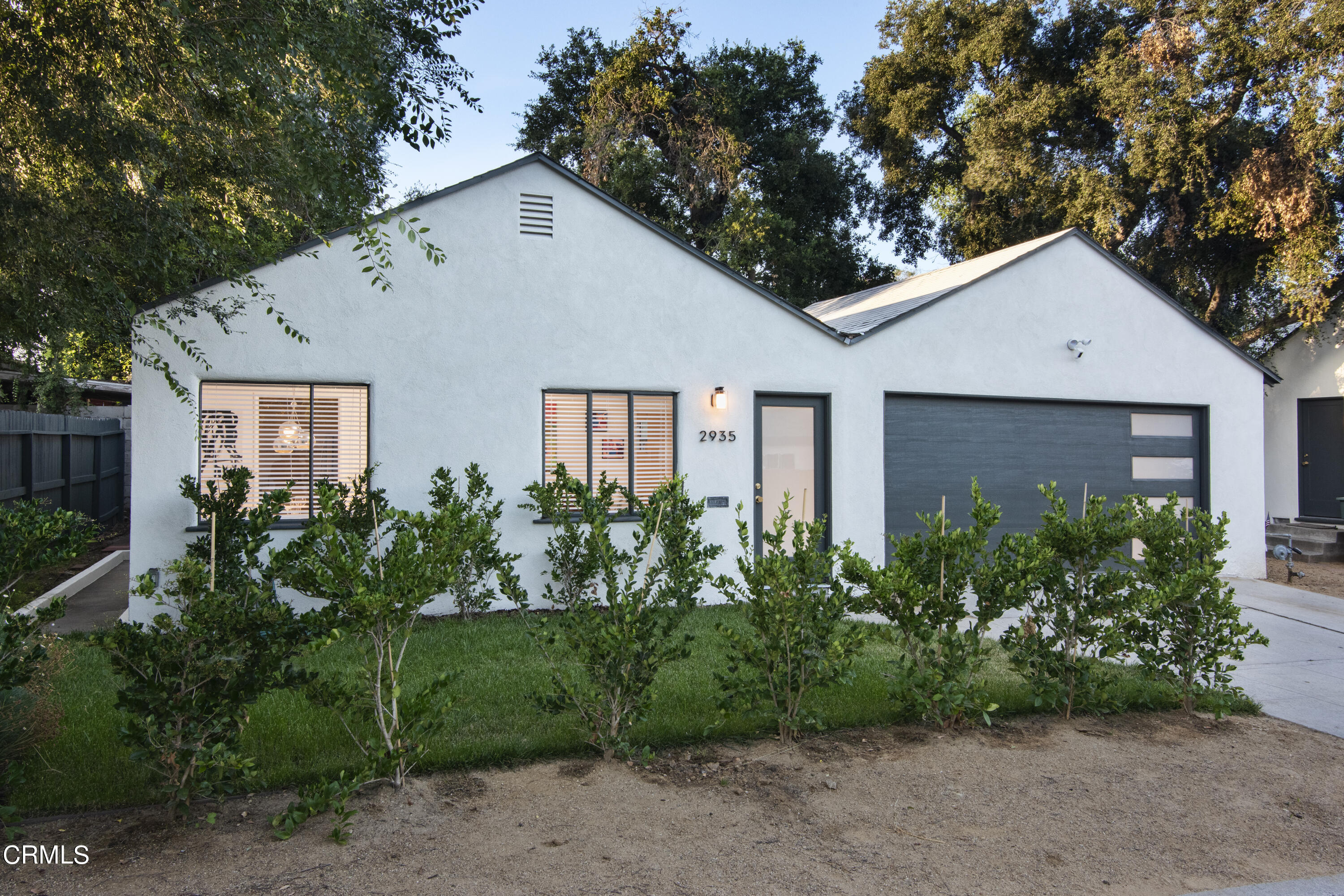 2935 Morningside Street Pasadena, CA 91107 - Photo 2 of 31 a front view of a house with garden