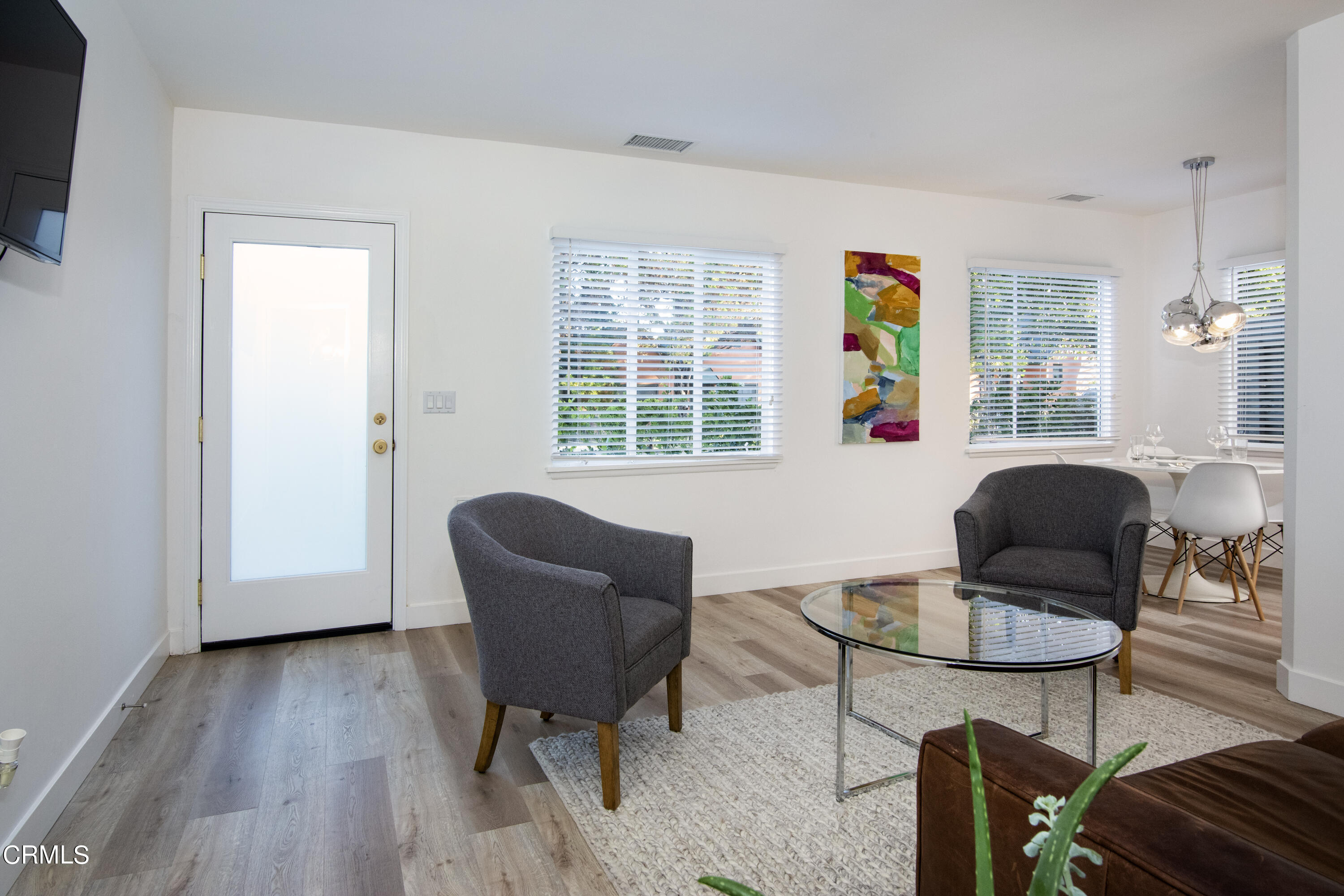 2935 Morningside Street Pasadena, CA 91107 - Photo 19 of 31 a living room with furniture and a window