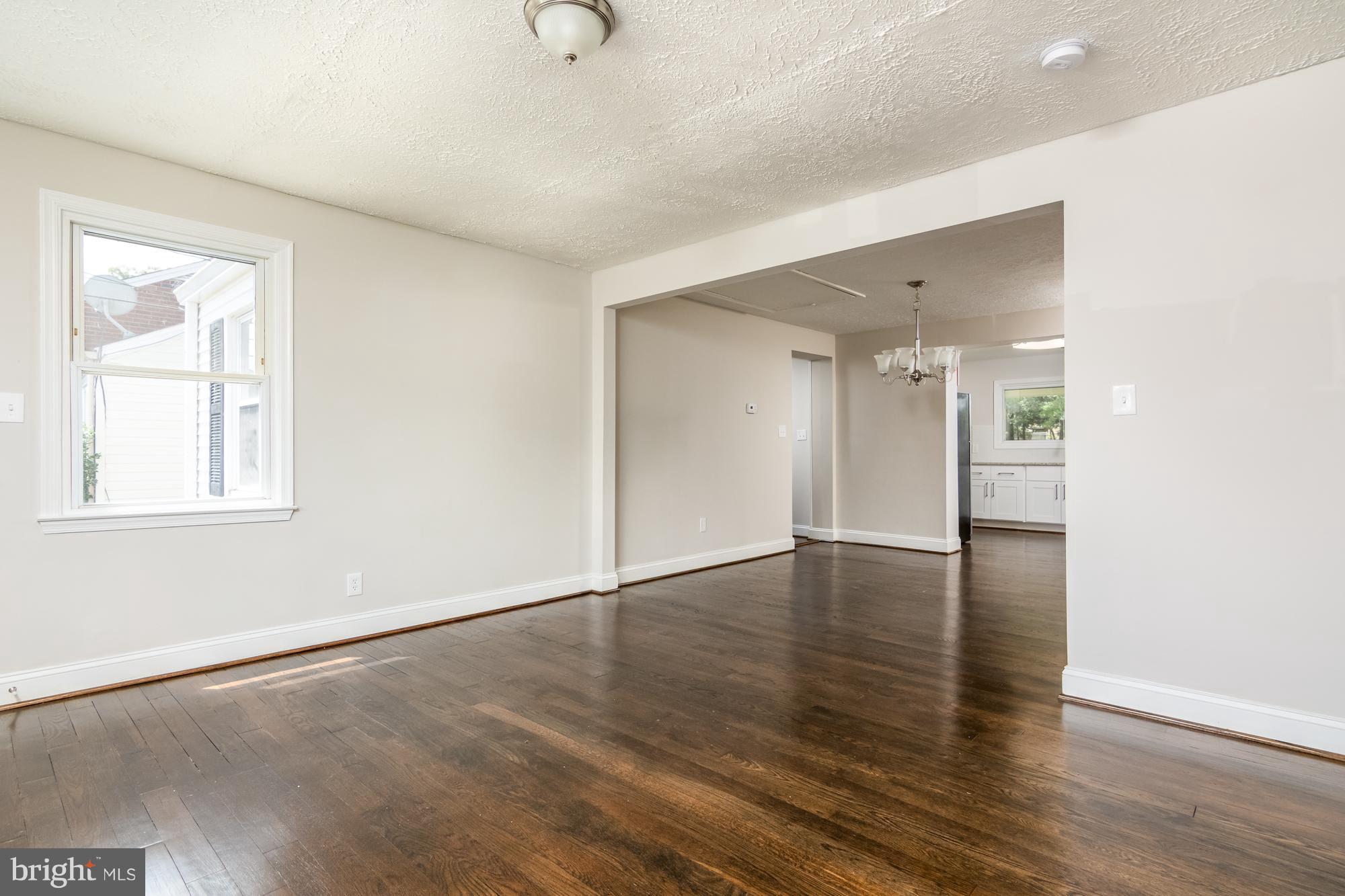 6639 St Barnabas Road Oxon Hill, MD 20745 - Photo 8 of 26 Interior (General)