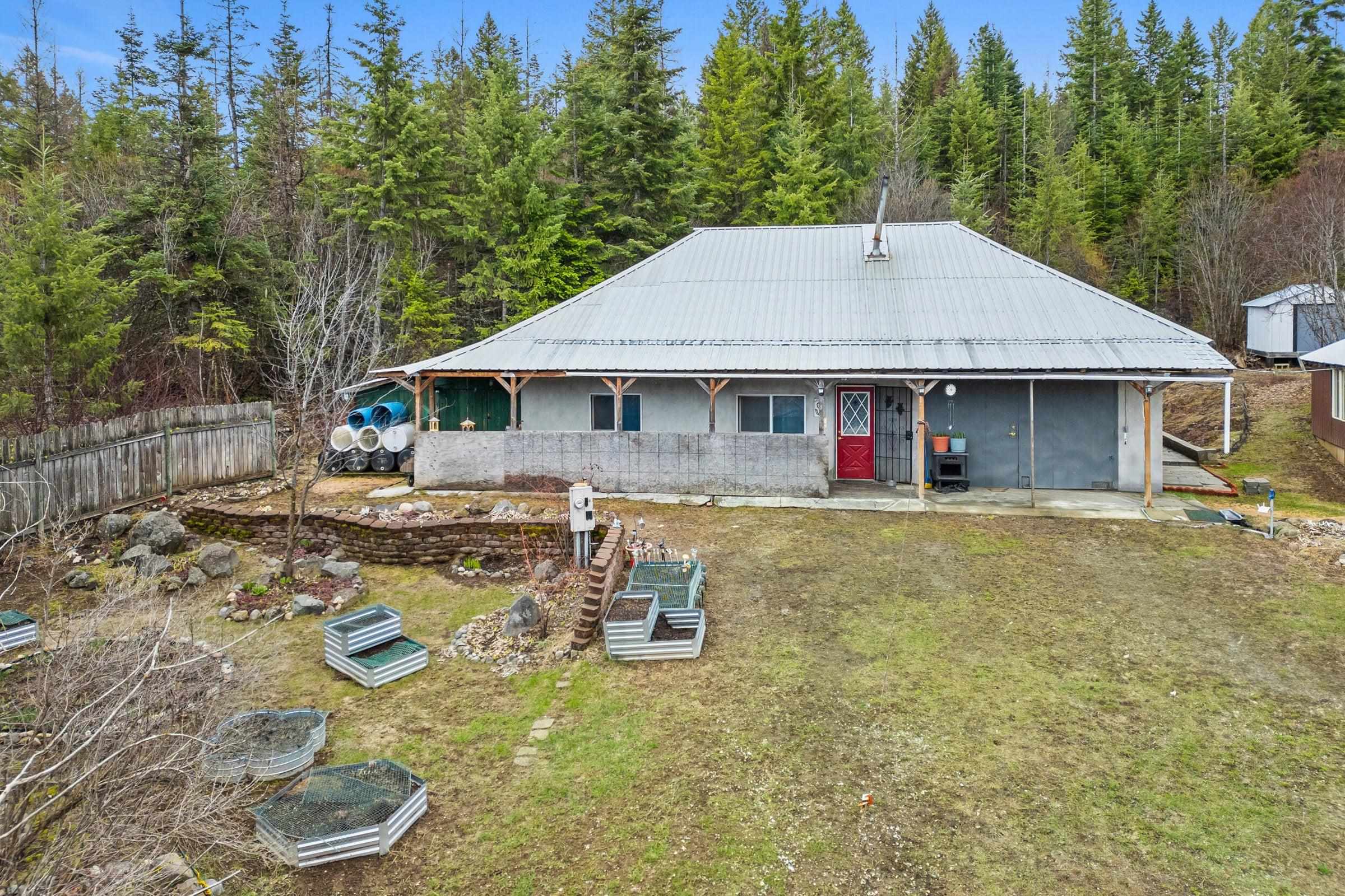 4351 D Hesseltine Road Valley, WA 99181 - Photo 5 of 25