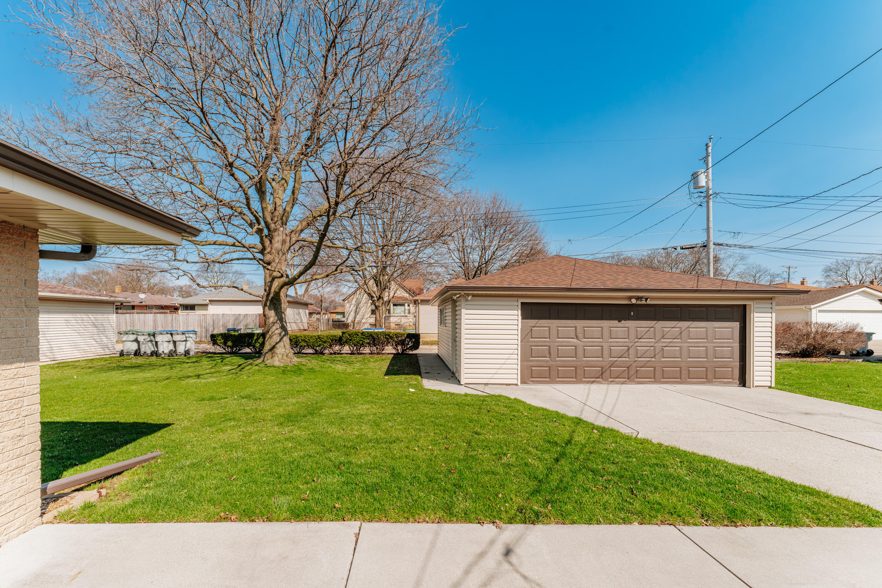 4052 North 89th Street Milwaukee, WI 53222 - Photo 32 of 36 4052 N 89th St-33
