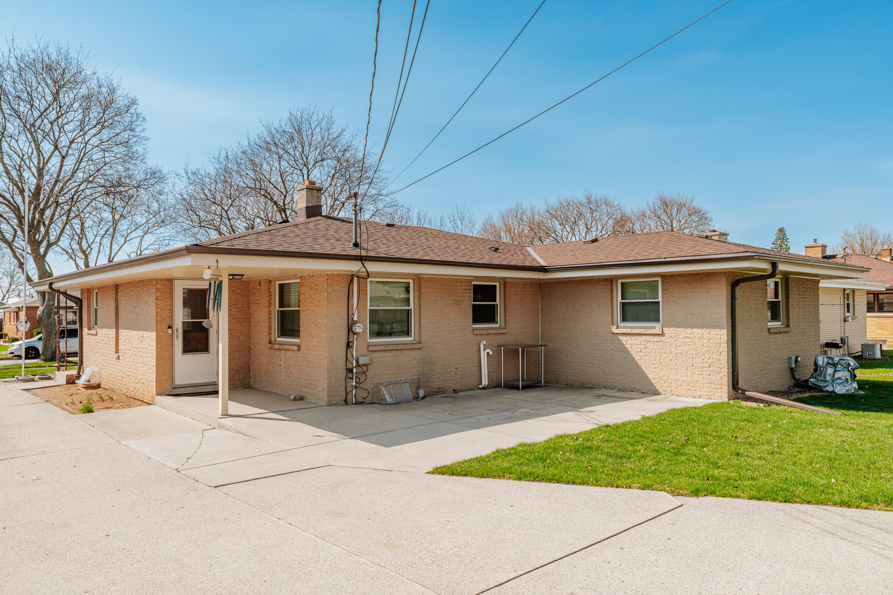 4052 North 89th Street Milwaukee, WI 53222 - Photo 35 of 36 4052 N 89th St-36