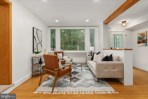 $799,999 | 4111 Denfeld Avenue, Kensington, MD 20895