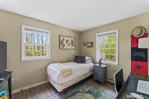 $750,000 | 7 Arapaho Road, Brookfield, CT 06804