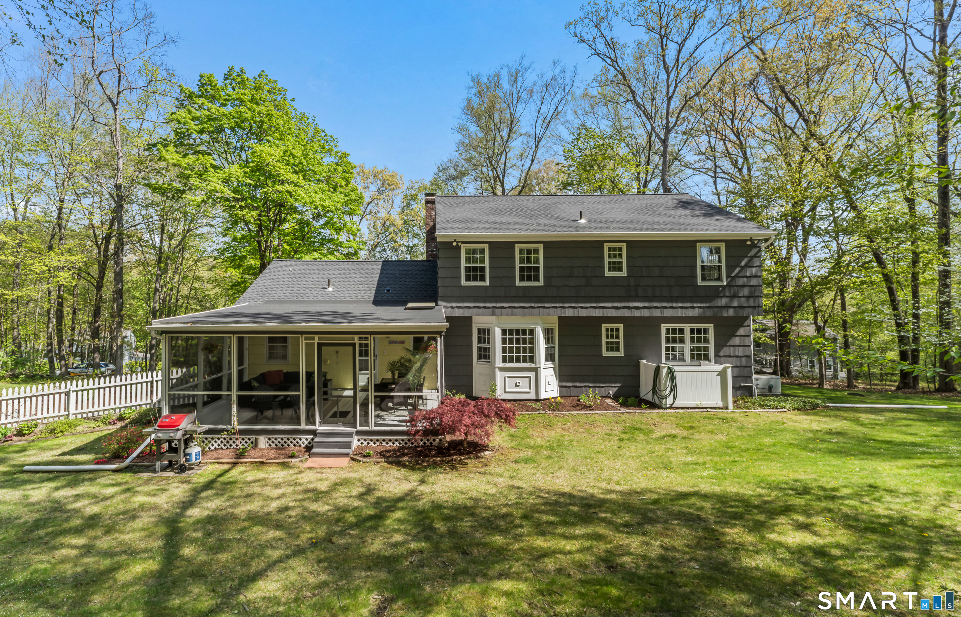7 Arapaho Road Brookfield, CT 06804 - Photo 4 of 39