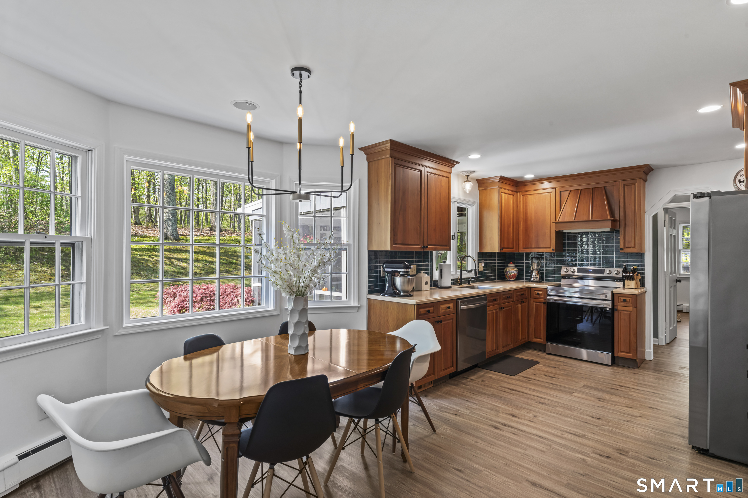 7 Arapaho Road Brookfield, CT 06804 - Photo 8 of 38