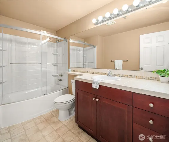 $210,000 | 28311 South 18th Avenue South, Unit A304, Federal Way, WA 98003