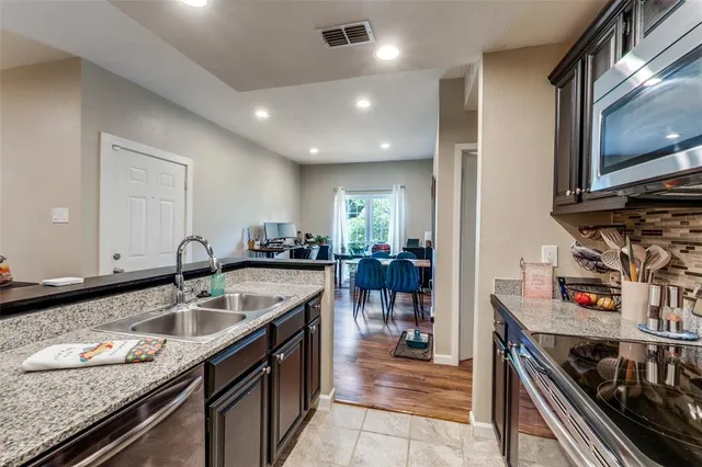 $1,800 | 8601 Park Lane, Unit 624, Dallas, TX 75231