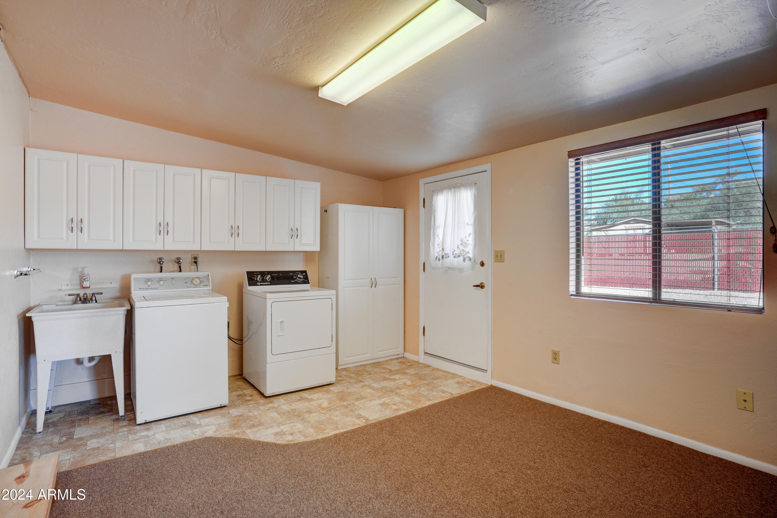 4990 East Geronimo Road Rimrock, AZ 86335 - Photo 16 of 40 Storage Room 1