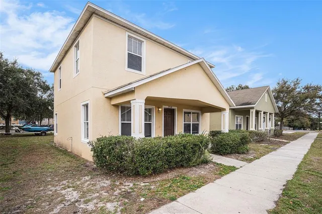 $2,900 | 7708 North Riverdale Avenue, Tampa, FL 33604