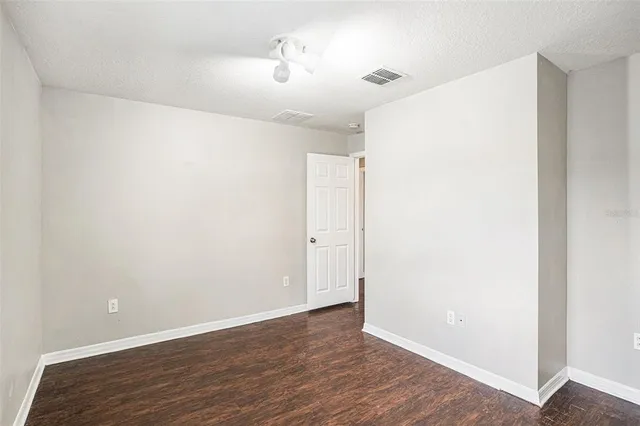 $2,900 | 7708 North Riverdale Avenue, Tampa, FL 33604