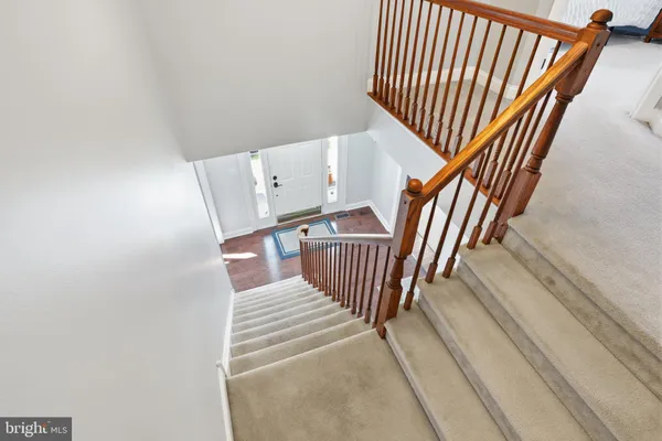 a view of entryway with a front door