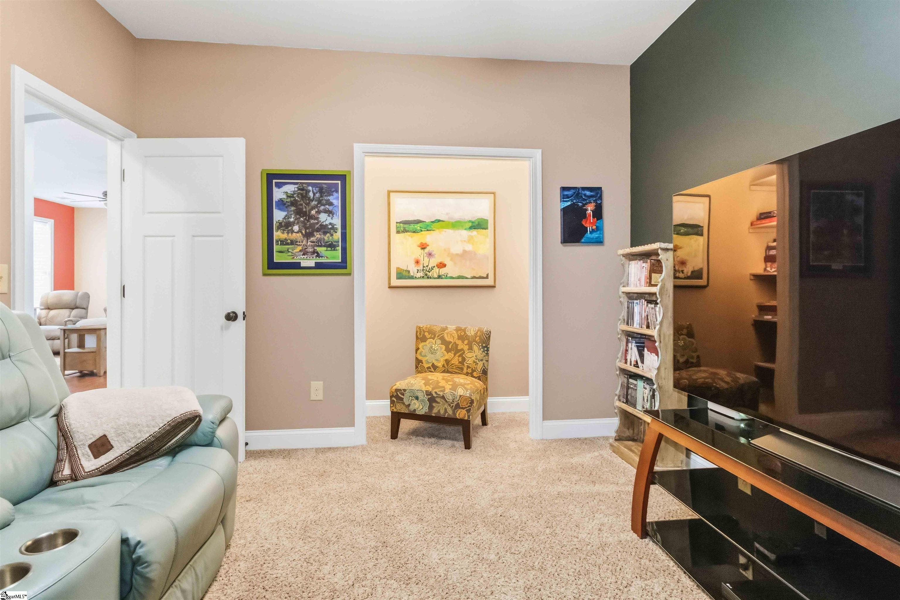 116 Canyon Court Greenville, SC 29607 - Photo 17 of 40