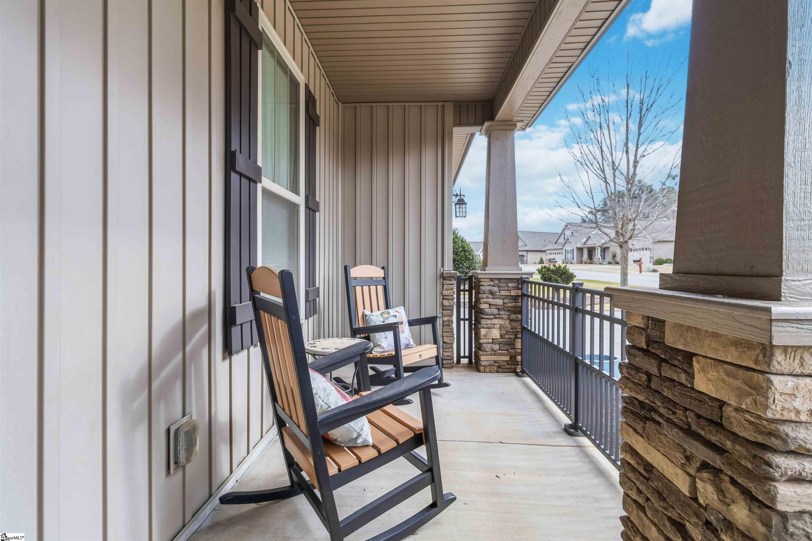 116 Canyon Court Greenville, SC 29607 - Photo 5 of 40