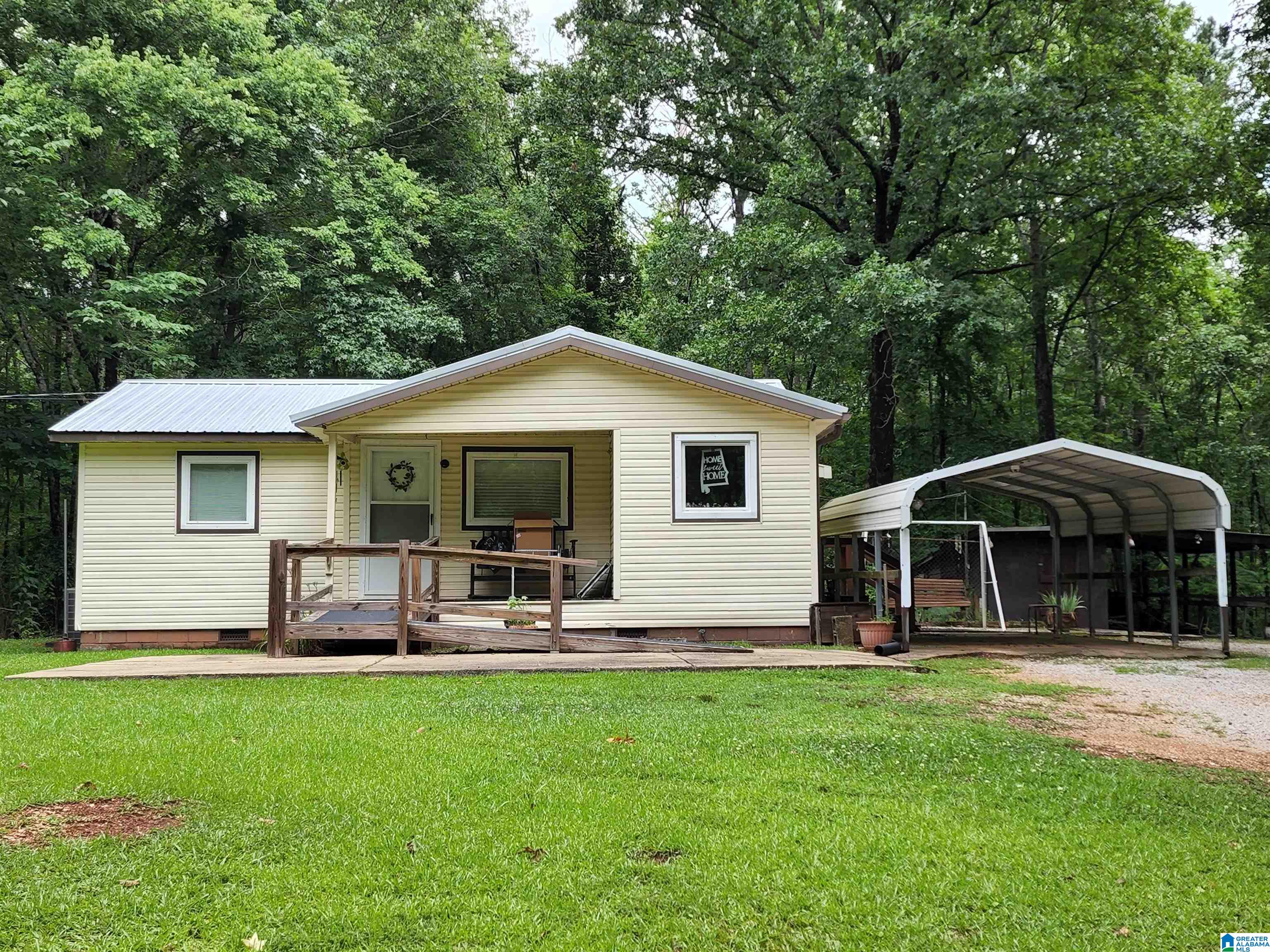 137 Friendship Lane Sylacauga, AL 35151 - Photo 1 of 8