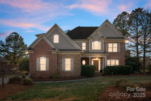 $1,195,000 | 18504 Carnegie Overlook Boulevard, Davidson, NC 28036
