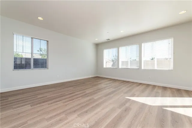 $779,900 | 30183 Redding Avenue, Murrieta, CA 92563