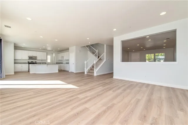 $779,900 | 30183 Redding Avenue, Murrieta, CA 92563