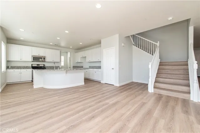 $779,900 | 30183 Redding Avenue, Murrieta, CA 92563