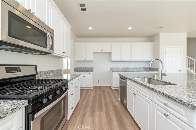 $779,900 | 30183 Redding Avenue, Murrieta, CA 92563