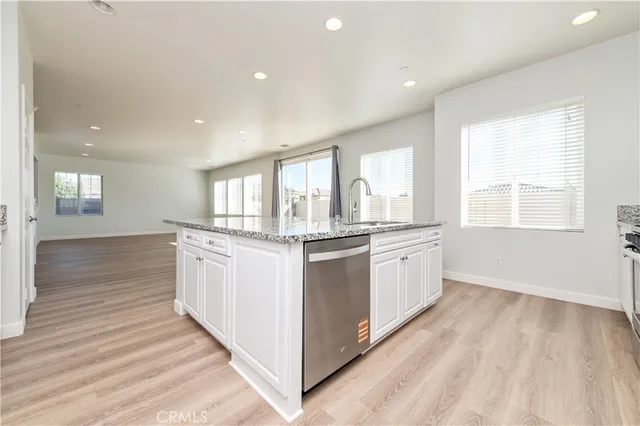 $779,900 | 30183 Redding Avenue, Murrieta, CA 92563