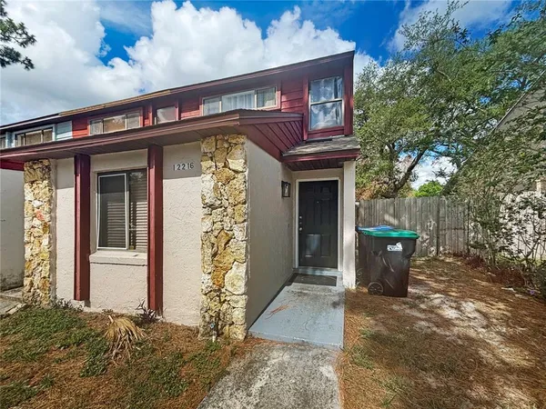 $1,600 | 12216 Fox Hound Lane, Unit 1, Orlando, FL 32826