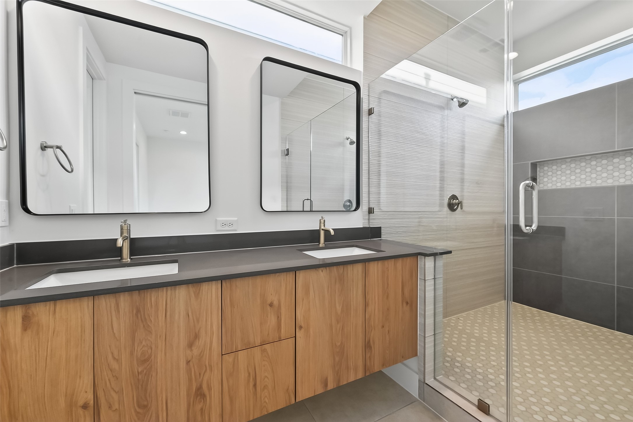 2855 Decker Pl. Houston, TX 77003 - Photo 29 of 44