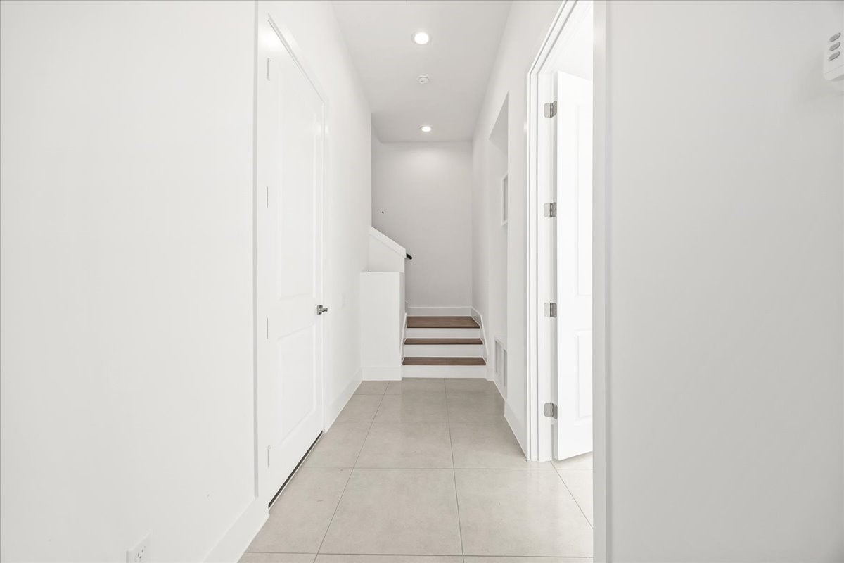 2855 Decker Pl. Houston, TX 77003 - Photo 4 of 44