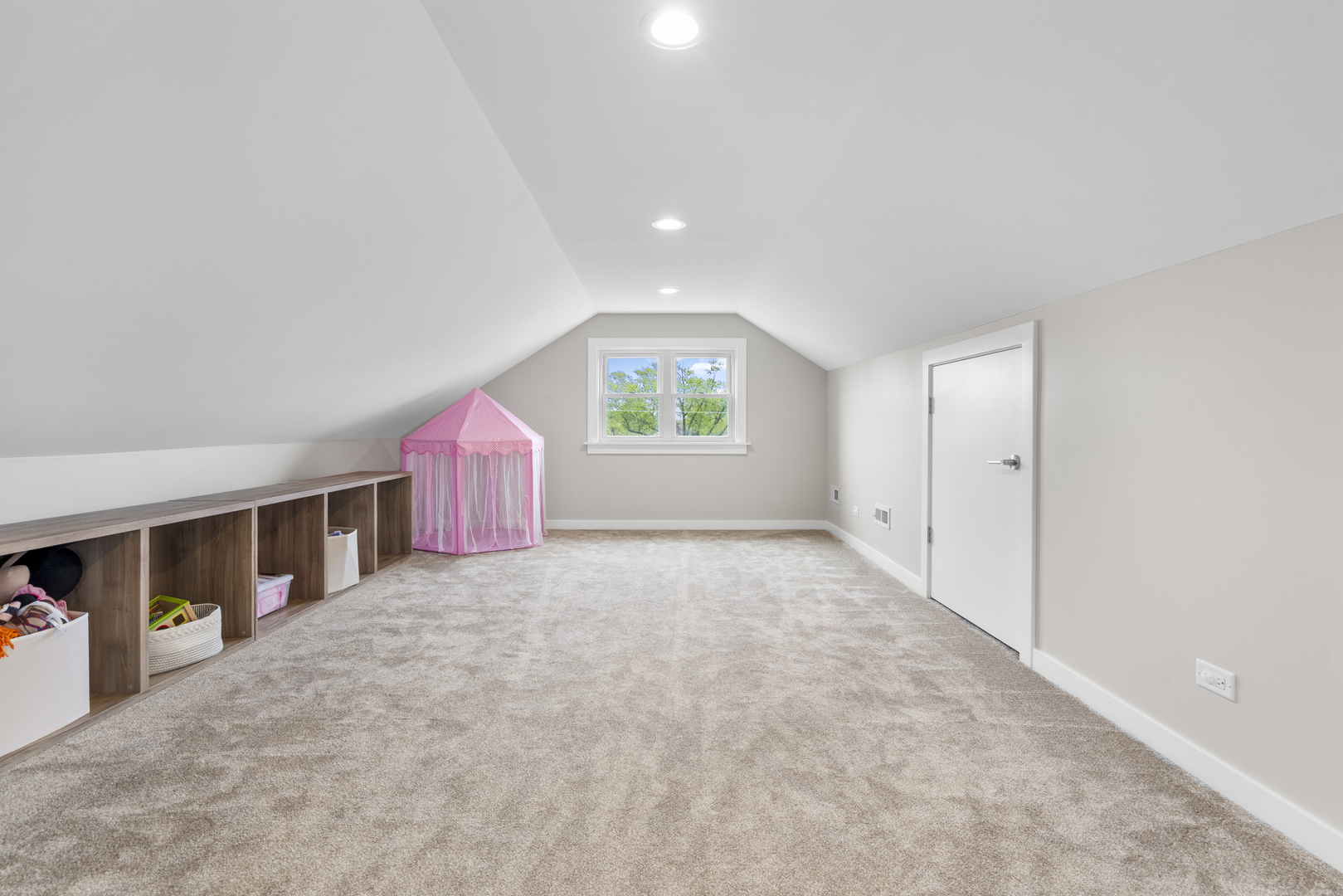 8277 Wisner Street Niles, IL 60714 - Photo 31 of 44