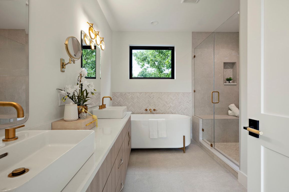 1805 Frazier Avenue Austin, TX 78704 - Photo 26 of 35 a bathroom with a sink and a bathtub