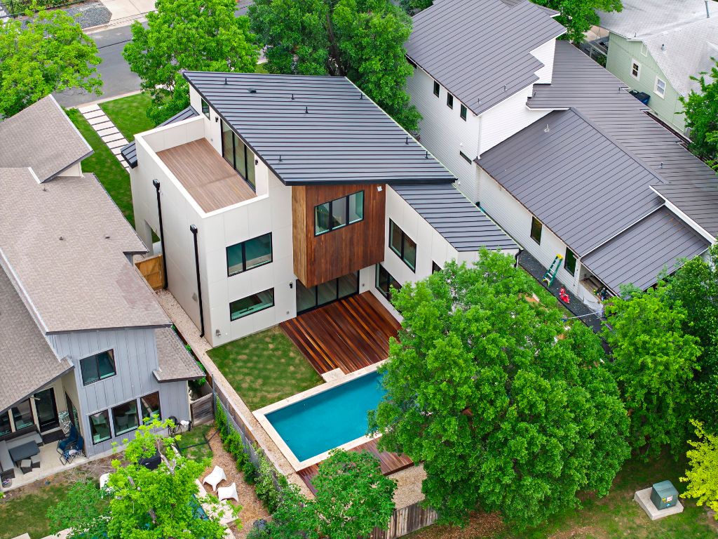 1805 Frazier Avenue Austin, TX 78704 - Photo 33 of 35 an aerial view of multiple houses with a yard