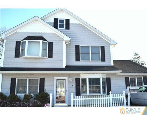 36 West Knollwood Road Edison, NJ 08817 - Photo 1 of 25 Gallery Image 1