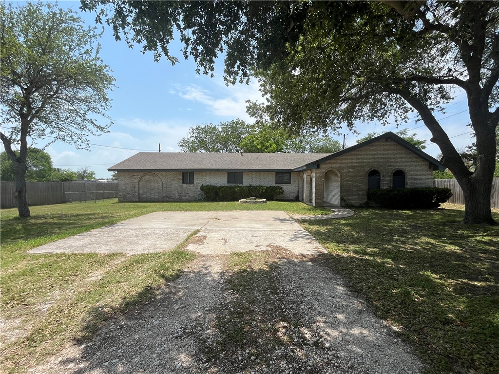 138 Doyle Drive Portland, TX 78374 - Photo 22 of 24 a front view of house with yard and green space